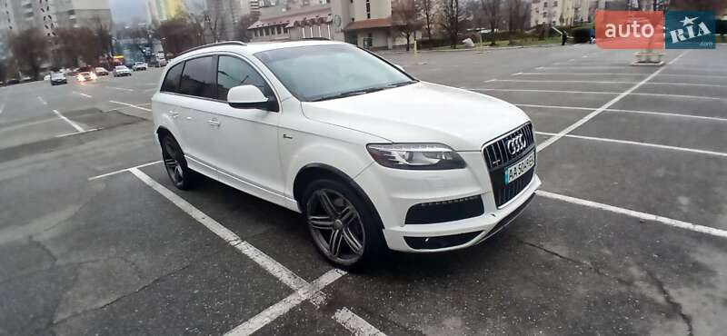 Позашляховик / Кросовер Audi Q7 2015 в Броварах