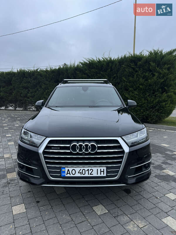 Позашляховик / Кросовер Audi Q7 2019 в Ужгороді фото 3 Позашляховик / Кросовер Audi Q7 2019 в Ужгороді