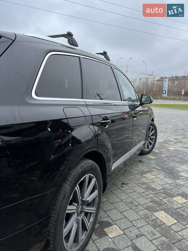 Позашляховик / Кросовер Audi Q7 2019 в Ужгороді фото 17 Позашляховик / Кросовер Audi Q7 2019 в Ужгороді