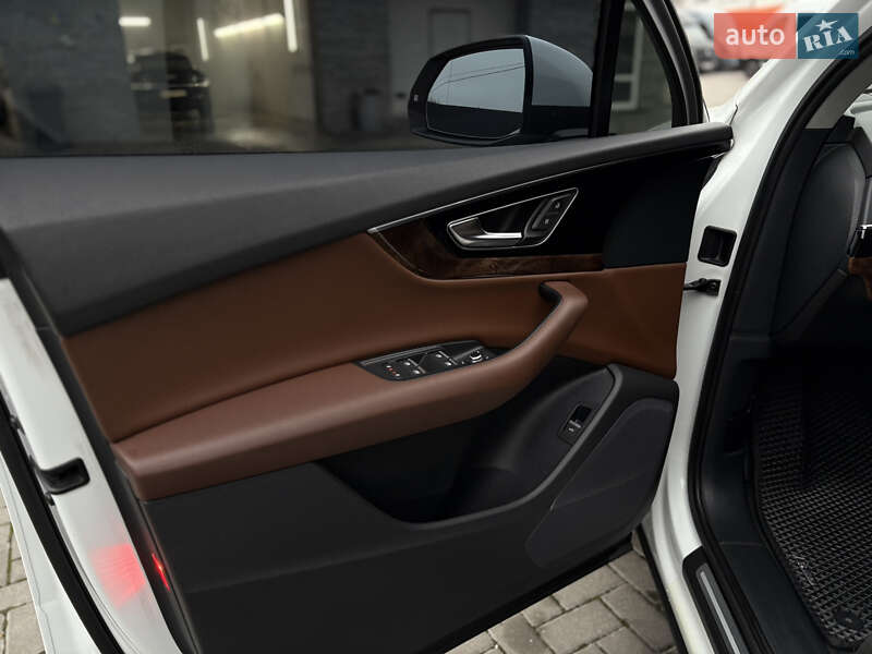 Внедорожник / Кроссовер Audi Q7 2015 в Ровно фото 9 Внедорожник / Кроссовер Audi Q7 2015 в Ровно