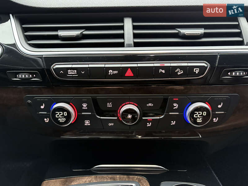 Внедорожник / Кроссовер Audi Q7 2015 в Ровно фото 15 Внедорожник / Кроссовер Audi Q7 2015 в Ровно