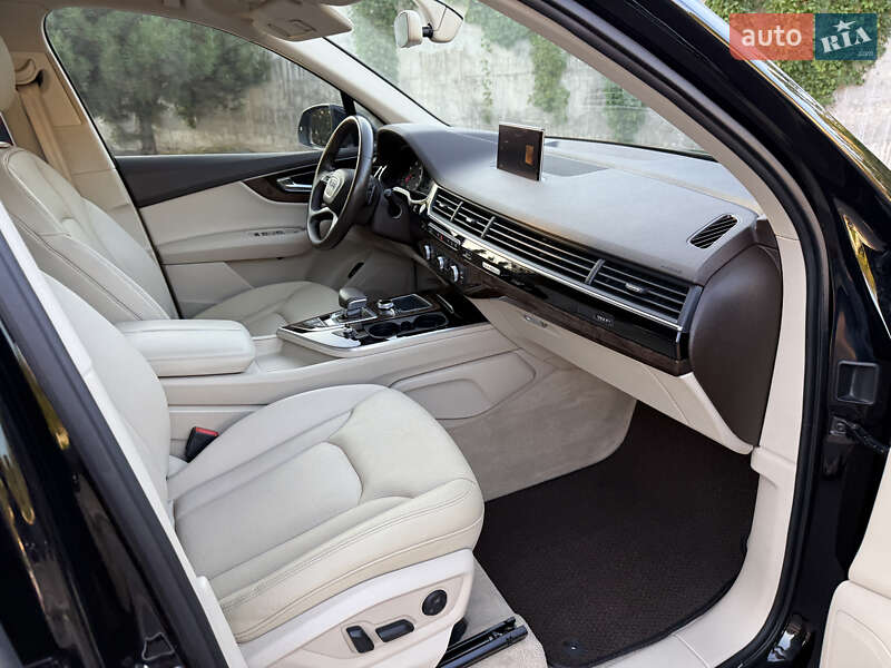 Внедорожник / Кроссовер Audi Q7 2015 в Ровно фото 25 Внедорожник / Кроссовер Audi Q7 2015 в Ровно