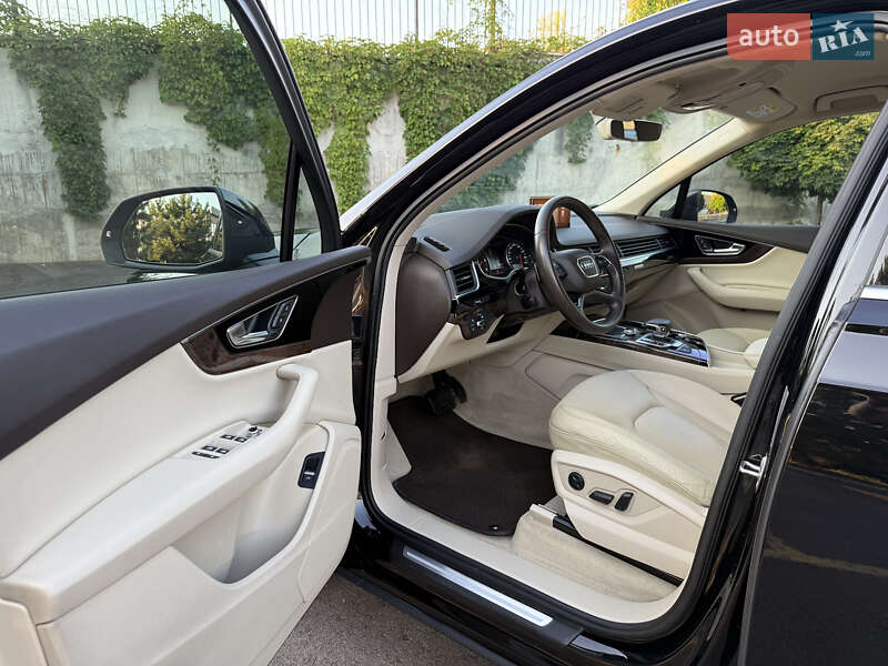 Внедорожник / Кроссовер Audi Q7 2015 в Ровно фото 41 Внедорожник / Кроссовер Audi Q7 2015 в Ровно