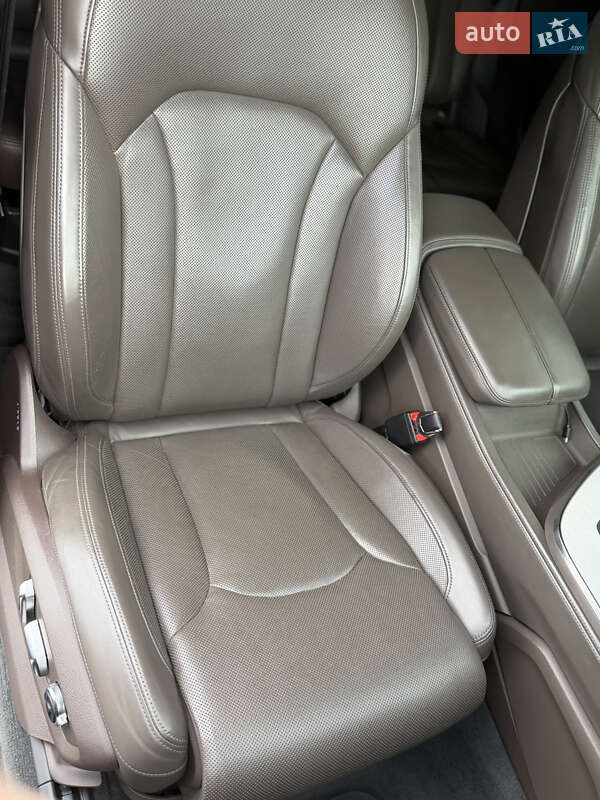 Позашляховик / Кросовер Audi Q7 2016 в Одесі фото 17 Позашляховик / Кросовер Audi Q7 2016 в Одесі