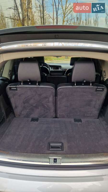 Позашляховик / Кросовер Audi Q7 2012 в Миколаєві