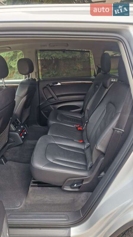 Позашляховик / Кросовер Audi Q7 2012 в Миколаєві