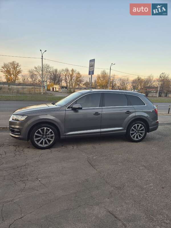 Позашляховик / Кросовер Audi Q7 2017 в Дніпрі фото 2 Позашляховик / Кросовер Audi Q7 2017 в Дніпрі