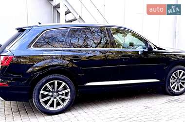 Позашляховик / Кросовер Audi Q7 2018 в Києві