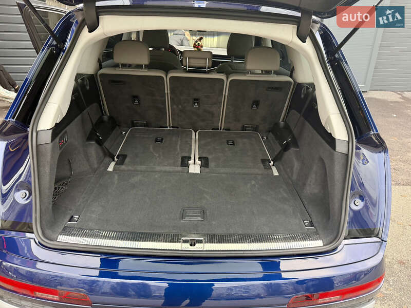 Внедорожник / Кроссовер Audi Q7 2020 в Киеве фото 12 Внедорожник / Кроссовер Audi Q7 2020 в Киеве