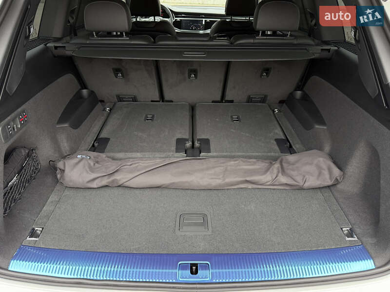 Позашляховик / Кросовер Audi Q7 2025 в Києві фото 43 Позашляховик / Кросовер Audi Q7 2025 в Києві