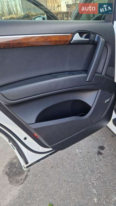 Внедорожник / Кроссовер Audi Q7 2014 в Николаеве фото 25 Внедорожник / Кроссовер Audi Q7 2014 в Николаеве