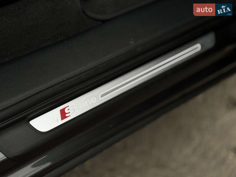 Внедорожник / Кроссовер Audi Q7 2017 в Дрогобыче