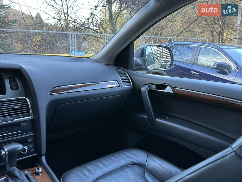 Внедорожник / Кроссовер Audi Q7 2015 в Львове фото 10 Внедорожник / Кроссовер Audi Q7 2015 в Львове