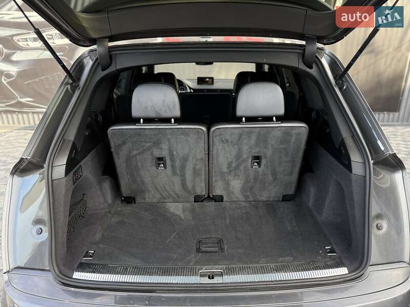 Внедорожник / Кроссовер Audi Q7 2019 в Львове фото 27 Внедорожник / Кроссовер Audi Q7 2019 в Львове