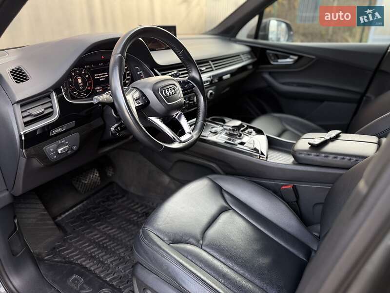 Внедорожник / Кроссовер Audi Q7 2019 в Львове фото 35 Внедорожник / Кроссовер Audi Q7 2019 в Львове