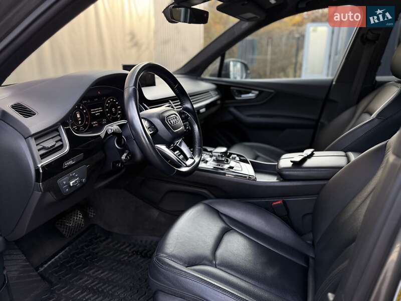 Внедорожник / Кроссовер Audi Q7 2019 в Львове фото 38 Внедорожник / Кроссовер Audi Q7 2019 в Львове