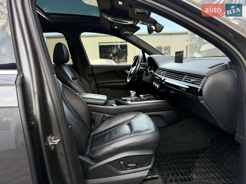 Внедорожник / Кроссовер Audi Q7 2019 в Львове фото 68 Внедорожник / Кроссовер Audi Q7 2019 в Львове