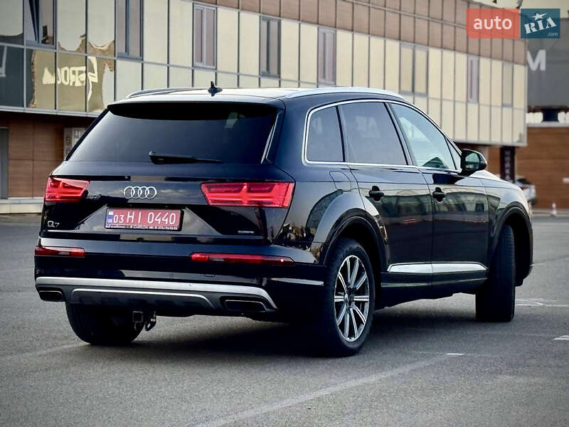 Внедорожник / Кроссовер Audi Q7 2018 в Киеве фото 6 Внедорожник / Кроссовер Audi Q7 2018 в Киеве