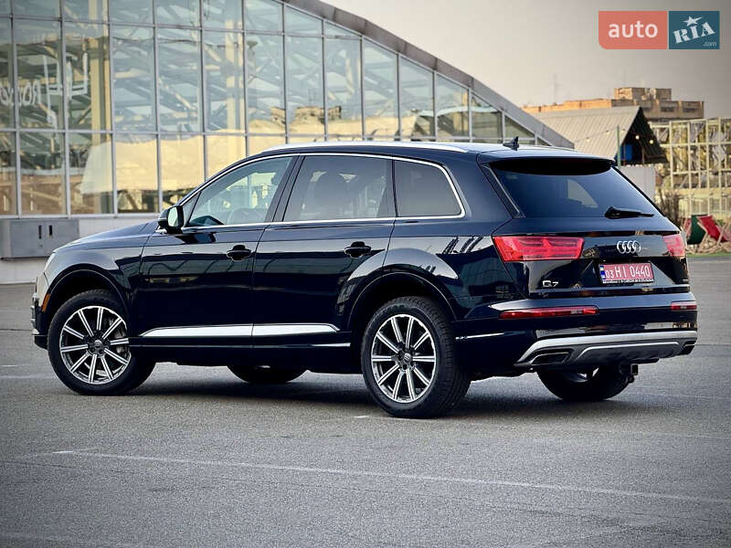 Внедорожник / Кроссовер Audi Q7 2018 в Киеве фото 10 Внедорожник / Кроссовер Audi Q7 2018 в Киеве