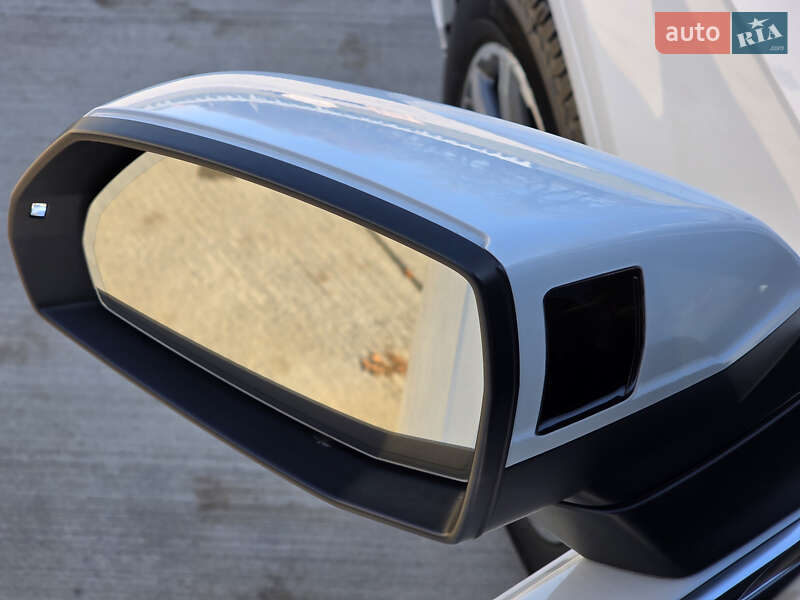 Внедорожник / Кроссовер Audi Q7 2016 в Луцке