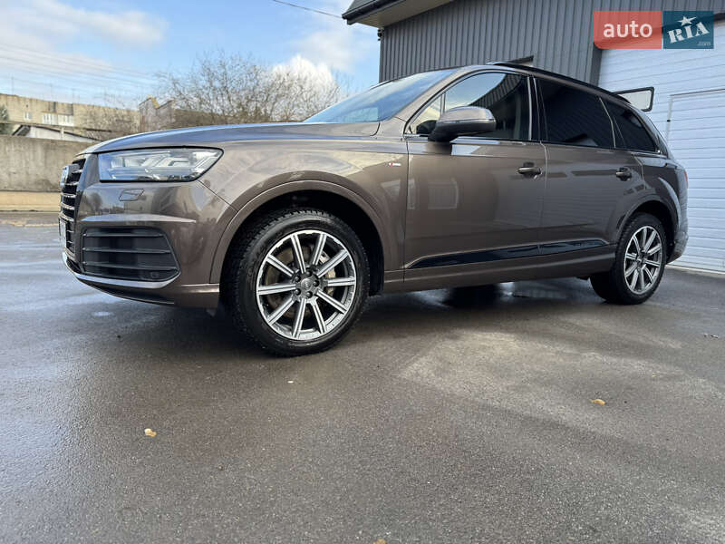 Позашляховик / Кросовер Audi Q7 2016 в Романіву фото 12 Позашляховик / Кросовер Audi Q7 2016 в Романіву