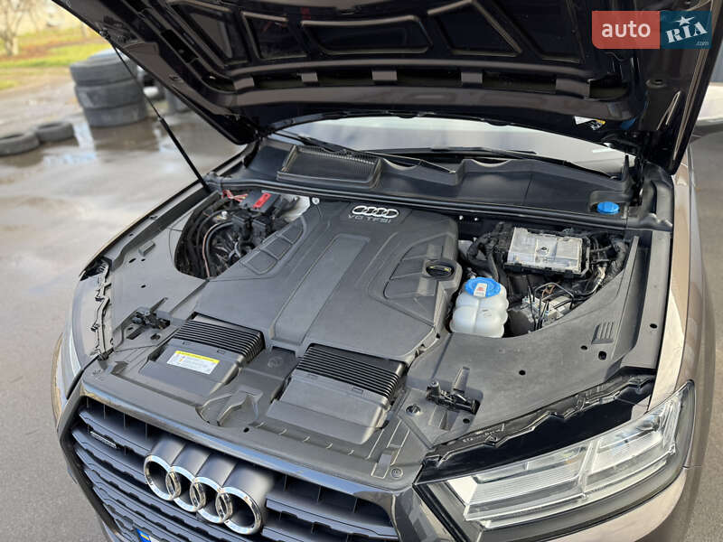 Позашляховик / Кросовер Audi Q7 2016 в Романіву фото 32 Позашляховик / Кросовер Audi Q7 2016 в Романіву