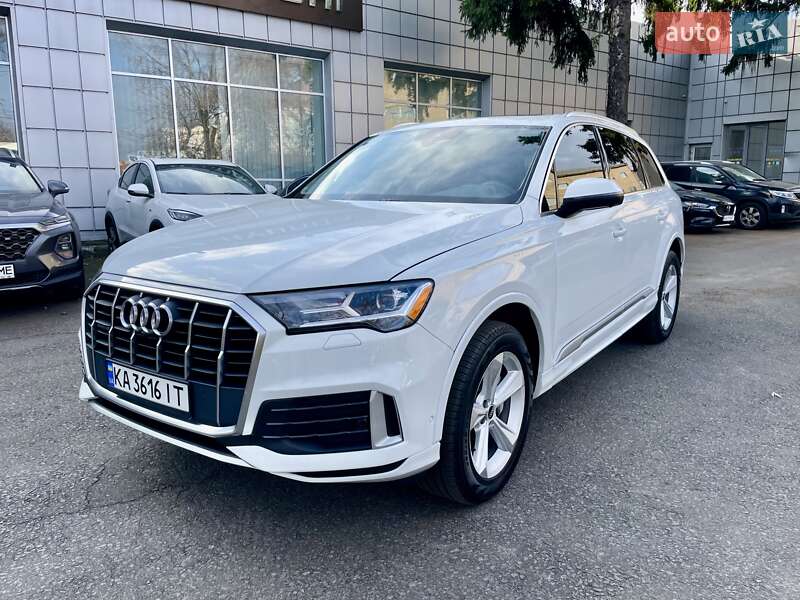 Audi Q7 2021