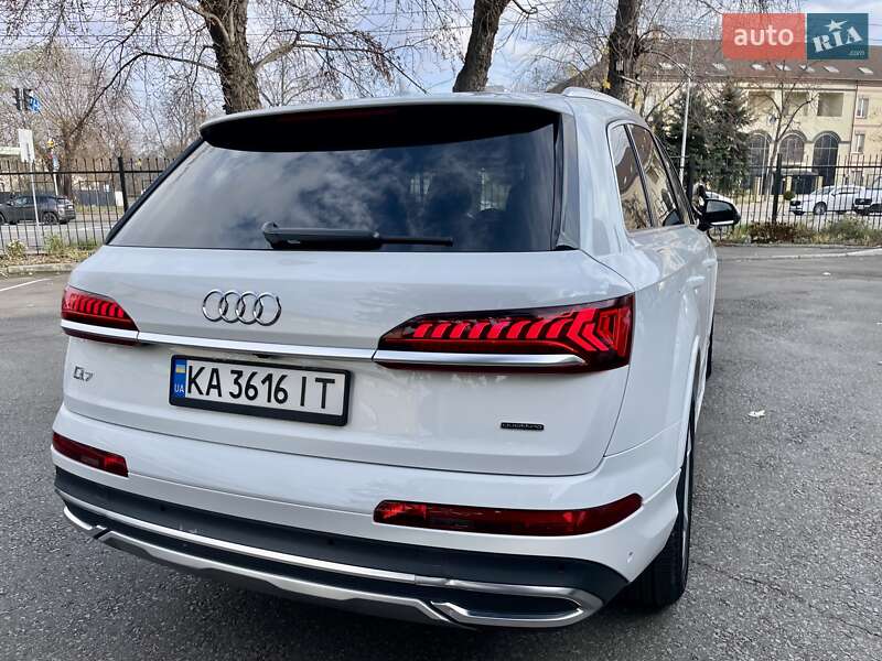 Внедорожник / Кроссовер Audi Q7 2021 в Киеве фото 7 Внедорожник / Кроссовер Audi Q7 2021 в Киеве
