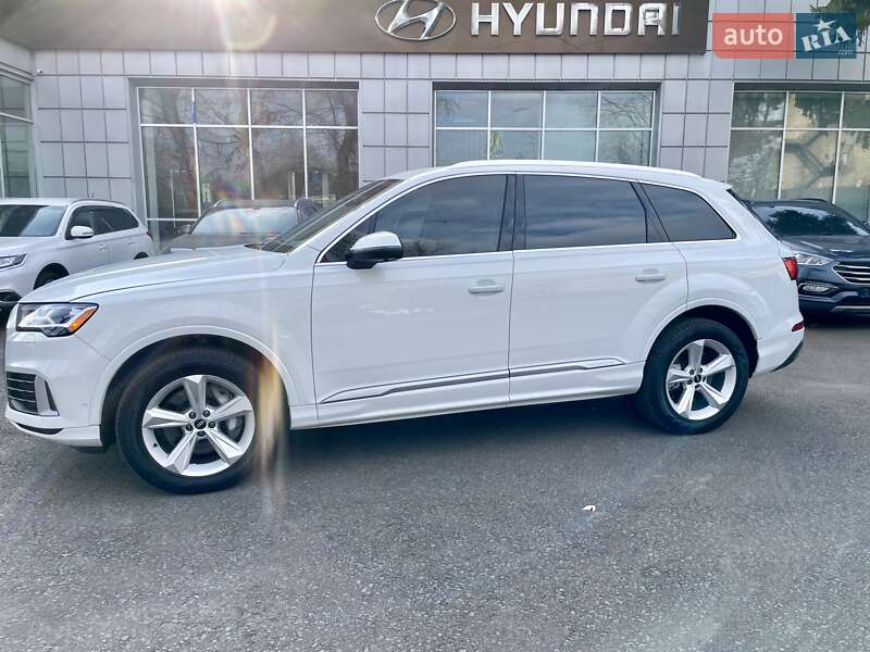 Внедорожник / Кроссовер Audi Q7 2021 в Киеве фото 10 Внедорожник / Кроссовер Audi Q7 2021 в Киеве