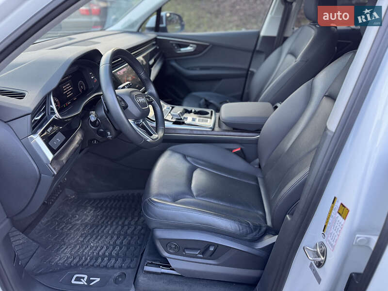 Внедорожник / Кроссовер Audi Q7 2020 в Львове фото 14 Внедорожник / Кроссовер Audi Q7 2020 в Львове