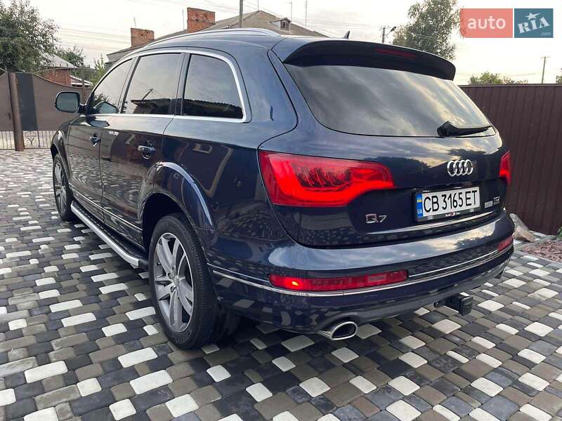 Внедорожник / Кроссовер Audi Q7 2014 в Коропе фото 3 Внедорожник / Кроссовер Audi Q7 2014 в Коропе