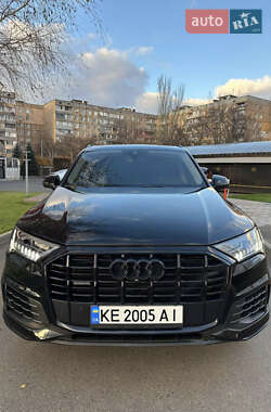 Позашляховик / Кросовер Audi Q7 2020 в Кривому Розі