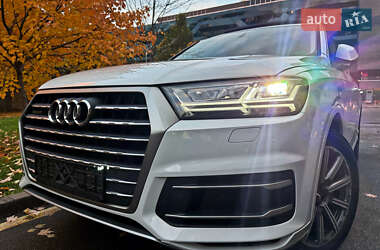 Позашляховик / Кросовер Audi Q7 2016 в Києві