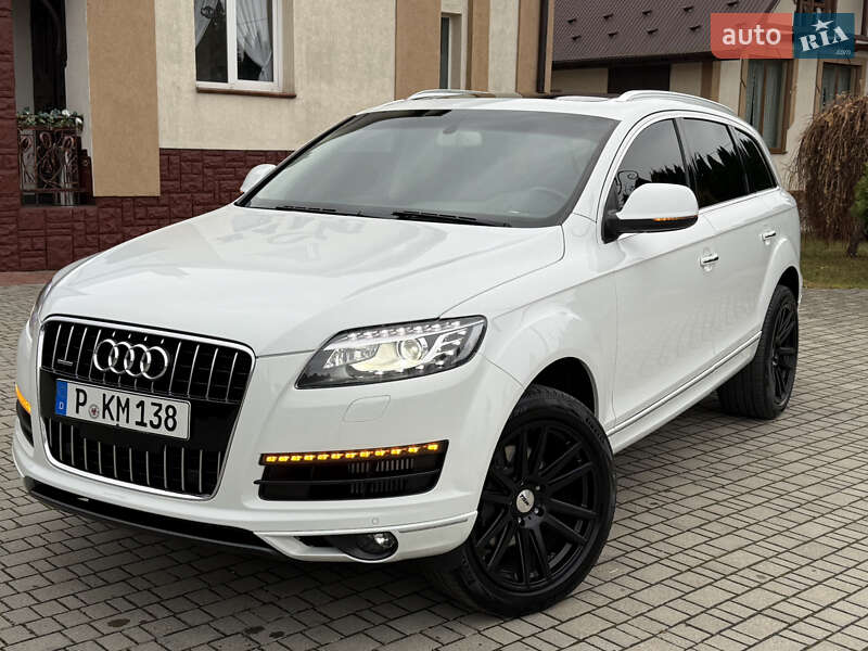 Позашляховик / Кросовер Audi Q7 2015 в Самборі