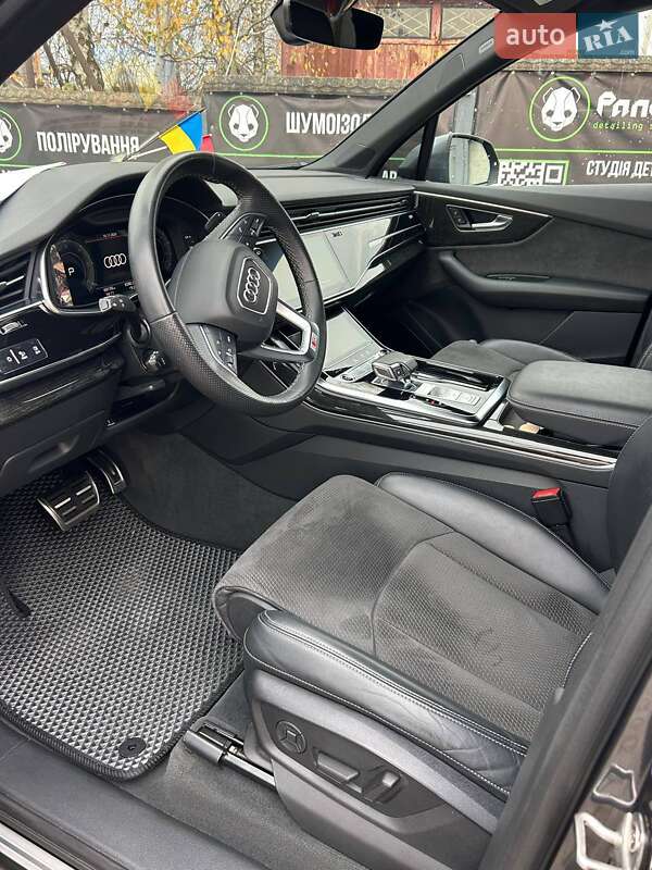 Внедорожник / Кроссовер Audi Q7 2022 в Львове
