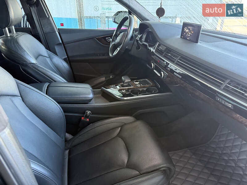 Позашляховик / Кросовер Audi Q7 2017 в Івано-Франківську фото 80 Позашляховик / Кросовер Audi Q7 2017 в Івано-Франківську