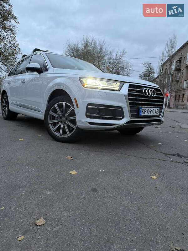Внедорожник / Кроссовер Audi Q7 2018 в Запорожье