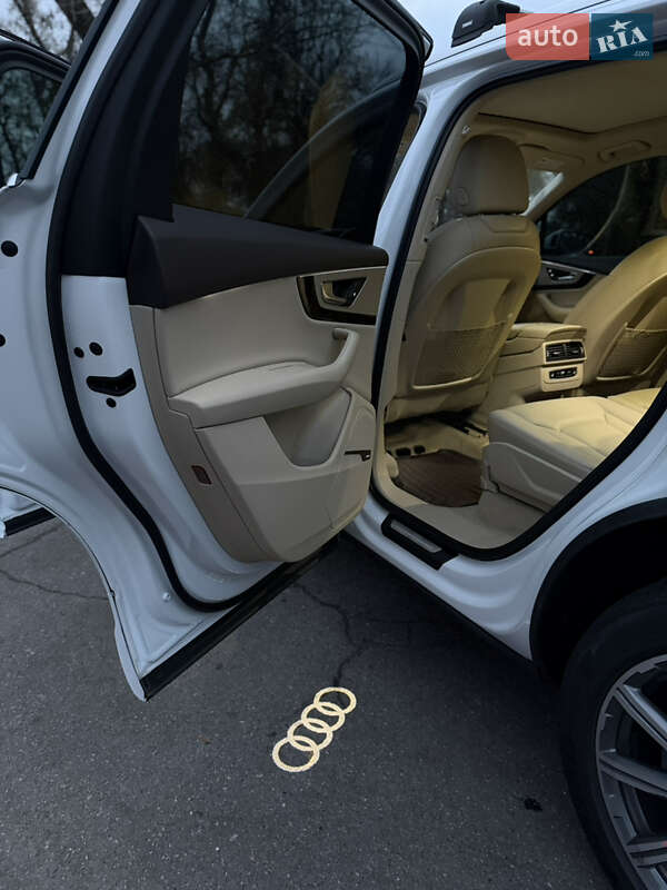 Внедорожник / Кроссовер Audi Q7 2018 в Запорожье