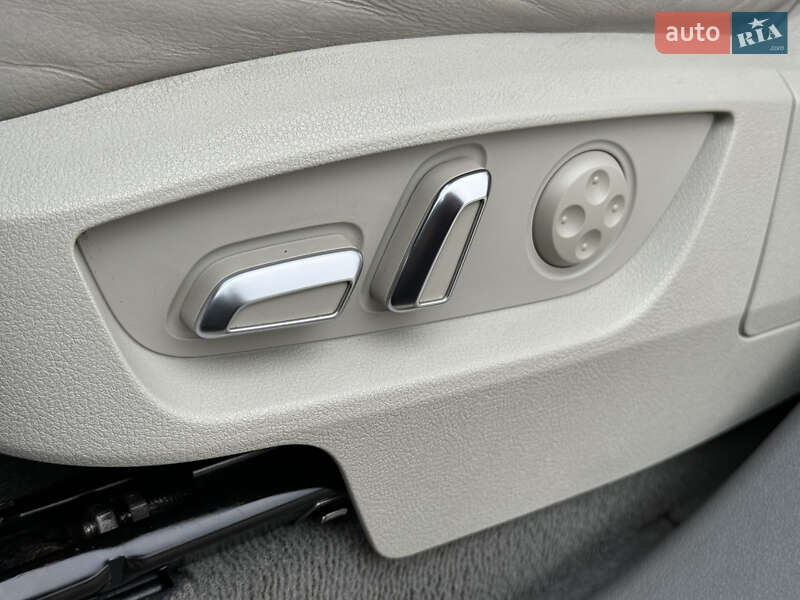 Внедорожник / Кроссовер Audi Q7 2011 в Луцке