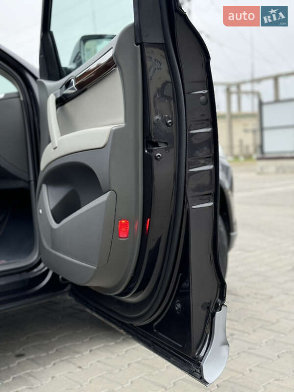 Внедорожник / Кроссовер Audi Q7 2011 в Луцке