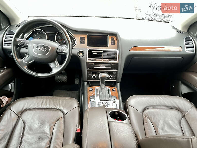 Позашляховик / Кросовер Audi Q7 2015 в Києві фото 12 Позашляховик / Кросовер Audi Q7 2015 в Києві