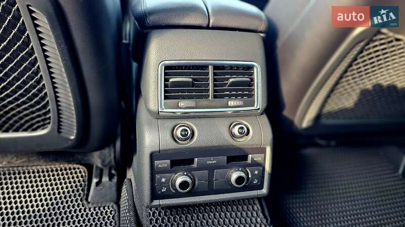 Позашляховик / Кросовер Audi Q7 2012 в Вінниці