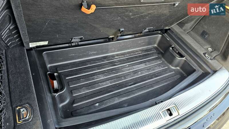 Позашляховик / Кросовер Audi Q7 2012 в Вінниці