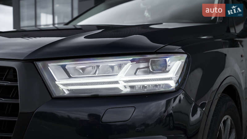 Внедорожник / Кроссовер Audi Q7 2017 в Киеве