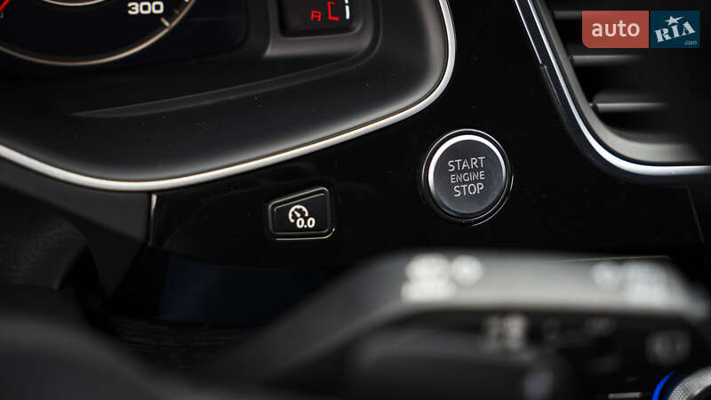 Внедорожник / Кроссовер Audi Q7 2017 в Киеве