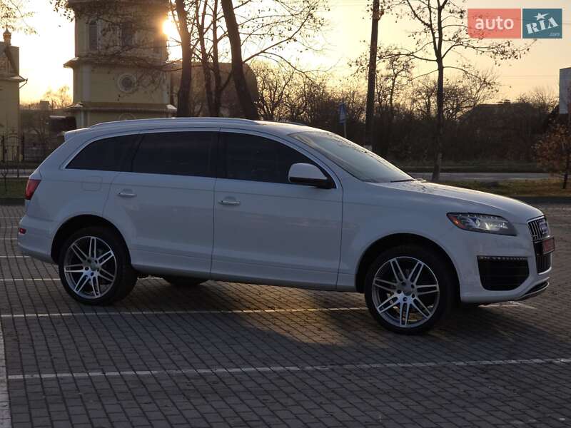 Внедорожник / Кроссовер Audi Q7 2015 в Коломые