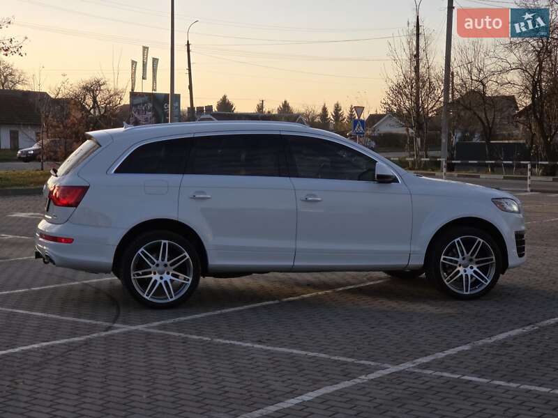 Внедорожник / Кроссовер Audi Q7 2015 в Коломые