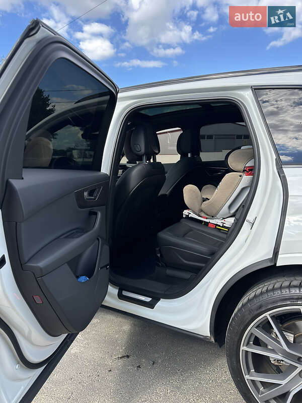 Внедорожник / Кроссовер Audi Q7 2019 в Черновцах
