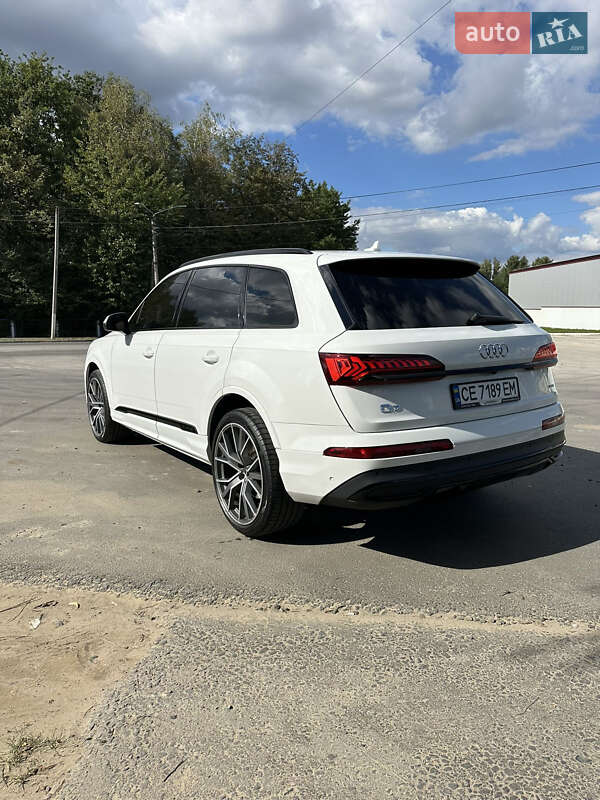 Внедорожник / Кроссовер Audi Q7 2019 в Черновцах