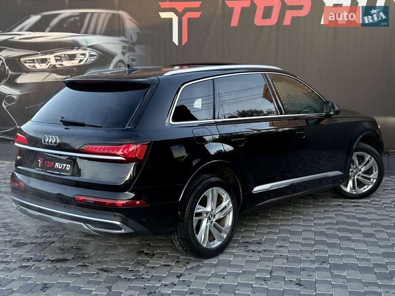 Позашляховик / Кросовер Audi Q7 2020 в Львові
